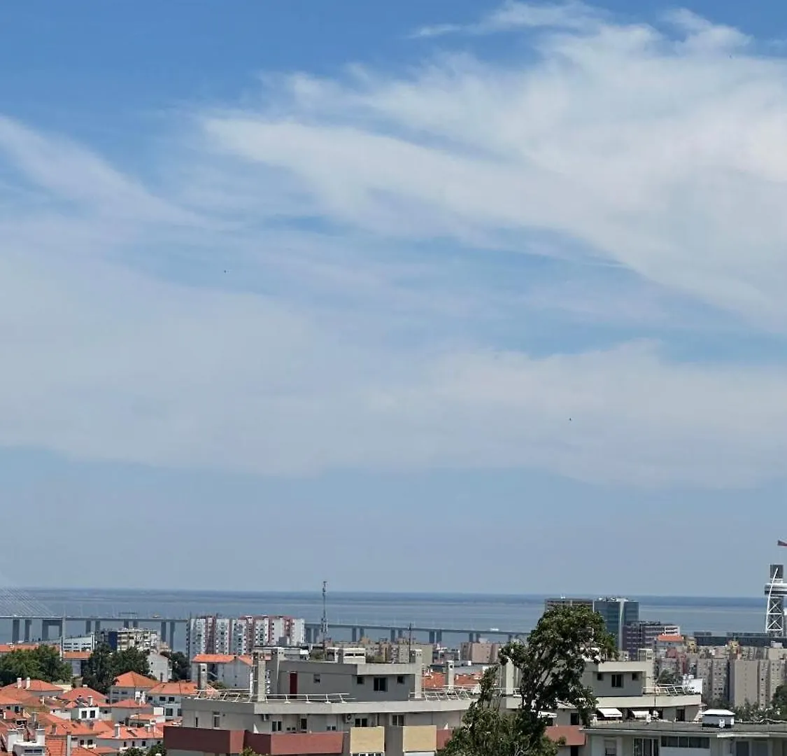 Apartment Quarto Aeroporto Lisbon